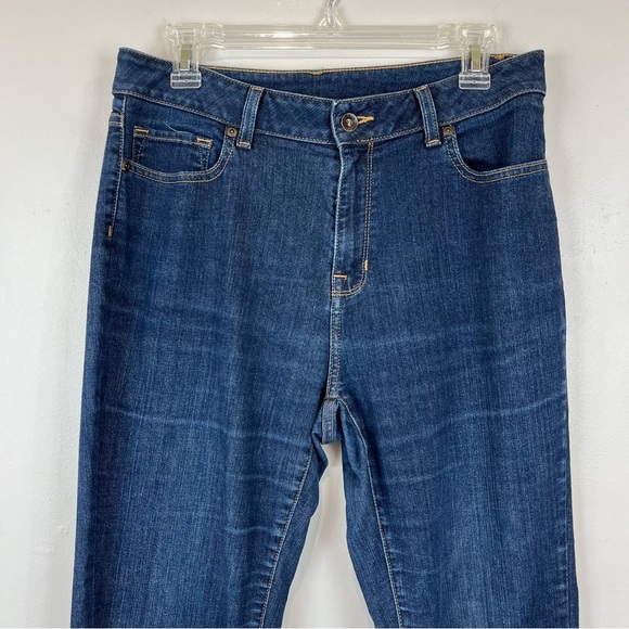L.L. Bean Classic Fit Dark Straight Leg Blue Jeans Women’s Size 10 - Picture 2 of 13